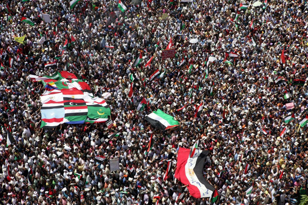 الموجه الثانية من ثورة الشباب العربي: تحليل لانتقال الإرادة الشعبية