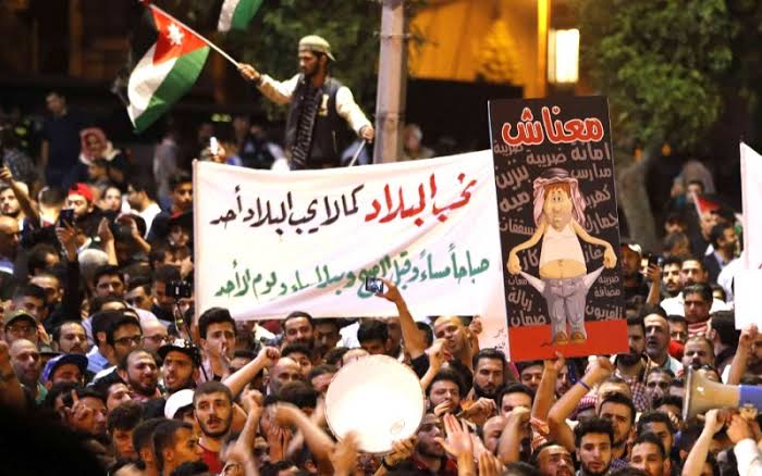 أثر الحركات الاحتجاجية في الأردن على الاستقرار السياسي