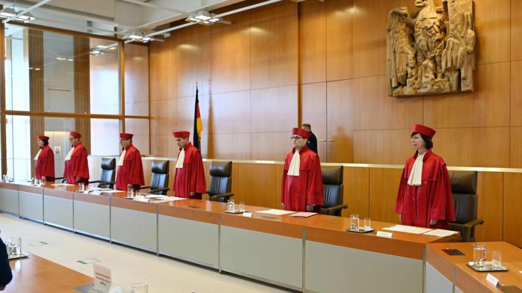مبدأ التناسب كوسيلة للحد من سلطة الدولة: إشكالية لجوء المواطن الألماني للمحكمة الدستورية حماية لحقوقه الأساسية