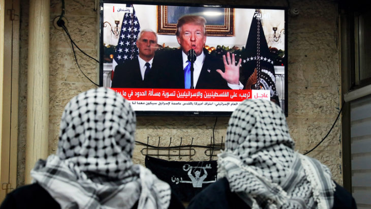السياسة الخارجية الأمريكية تجاه القضية الفلسطينية بين إدراتي باراك أوباما و دونالد ترامب
